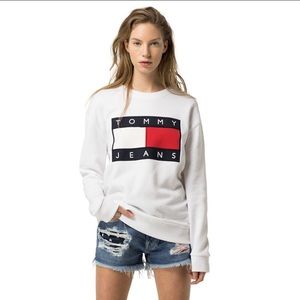 Tommy Hilfiger White Women’s Flag Sweatshirt
